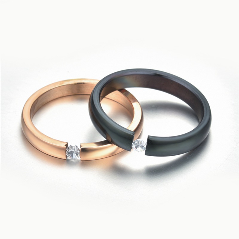 Vecute Elegant Stainless Steel Cubic Zirconia Ring for Women Men Lovers Crystal Diamond Ring Designer 18K Gold Silver Black Band Rings Birthday Weddin