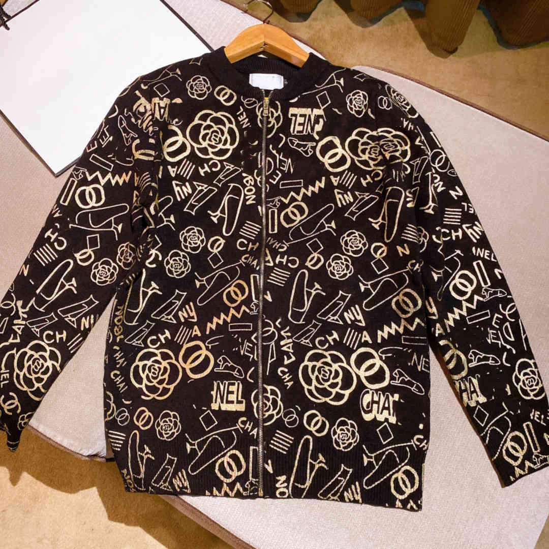 women Black gold jacket 2021SS Fall fashion casual designer women' jacket lapel graffiti print buttons blue men' short coat, Yellow
women Black gold jacket 2021SS Fall fashion casual designer women' jacket lapel graffiti print buttons blue men' short coat, Yellow