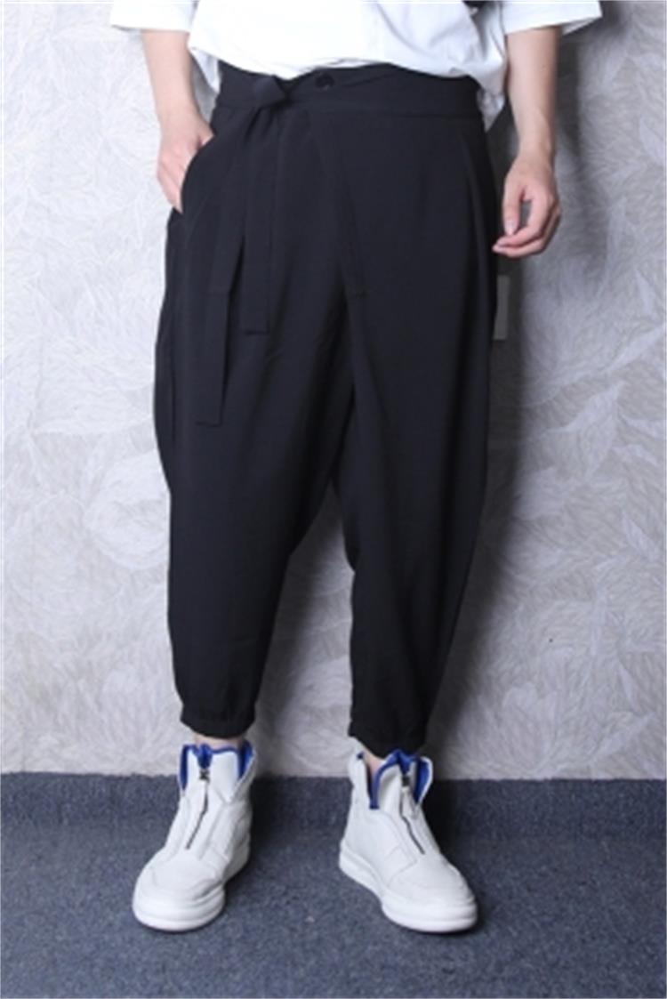 Men's Pants The Summer Tide Man Small Feet Show Thin Harun Fashion Brand Personality Crotch Leisure Nine Minutes, Black
Men's Pants The Summer Tide Man Small Feet Show Thin Harun Fashion Brand Personality Crotch Leisure Nine Minutes, Black