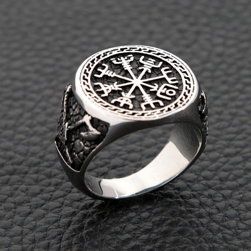 Cluster Rings Retro Viking Compass Amulet Ring Stainless Steel Pirate Double Axe Mens Nordic Jewelry Halloween Gifts
Cluster Rings Retro Viking Compass Amulet Ring Stainless Steel Pirate Double Axe Mens Nordic Jewelry Halloween Gifts