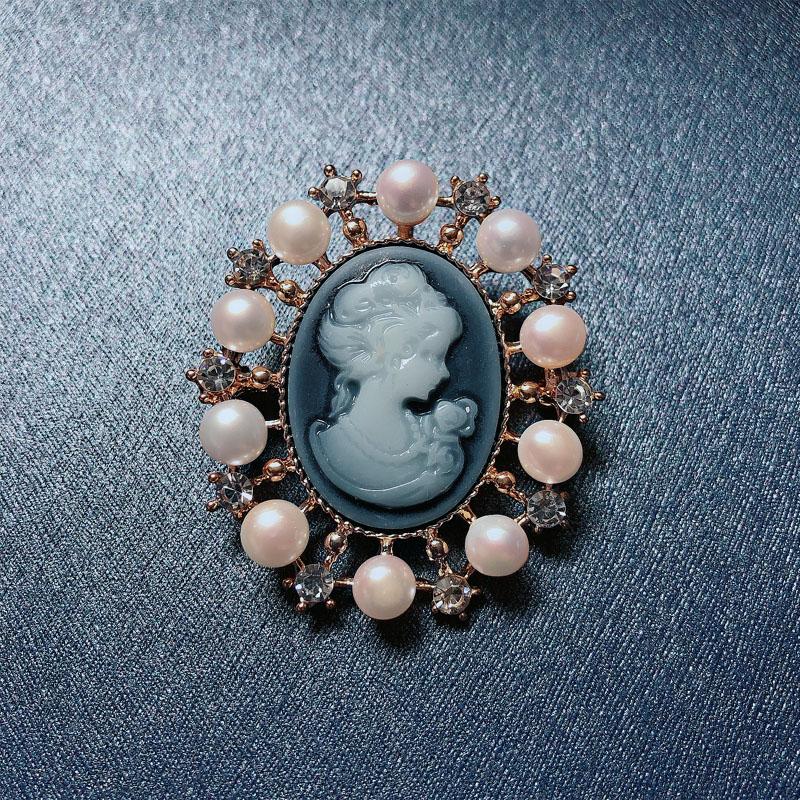 Pins, Brooches Muylinda Retro Freshwater Pearls Cameo Brooch Victorian Style Broche Pins Vintage Banquet Jewelry Gifts For Women
Pins, Brooches Muylinda Retro Freshwater Pearls Cameo Brooch Victorian Style Broche Pins Vintage Banquet Jewelry Gifts For Women
