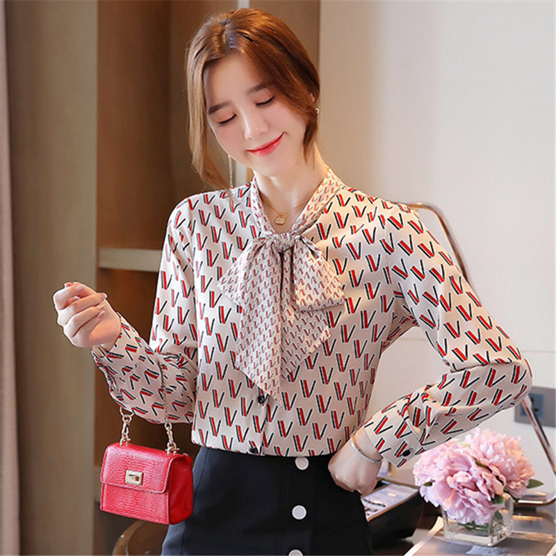Autumn Fashion Women Tops And Blouses Long Sleeve Letter Print Chiffon Shirts Casual Lady Lac-up Bow V-Neck Clothing Blusas 210317