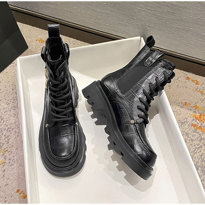 Women Ankle Boots Platform Stone Pattern Leather Short Tube Boots British Style Metal Buckle Lace Up Females Shoes 2022 Spring Scarpe, Black
Women Ankle Boots Platform Stone Pattern Leather Short Tube Boots British Style Metal Buckle Lace Up Females Shoes 2022 Spring Scarpe, Black