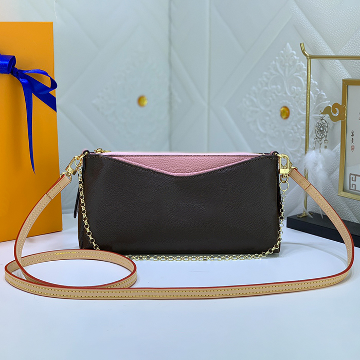 Women Bag PALLS CLUTH Handbag purse clutch shoulder cross body high quality date code flower with chain fashion lady messenger flap M41638, Red
Women Bag PALLS CLUTH Handbag purse clutch shoulder cross body high quality date code flower with chain fashion lady messenger flap M41638, Red