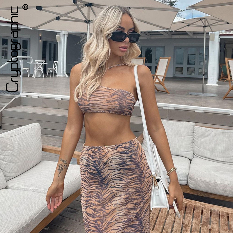 Animal Print Fashion Matching Set Camis Crop Top and Skirts Sets Elegant Club 2021 Summer Outfits Two Piece Sethigh quality, As seen
Animal Print Fashion Matching Set Camis Crop Top and Skirts Sets Elegant Club 2021 Summer Outfits Two Piece Sethigh quality, As seen