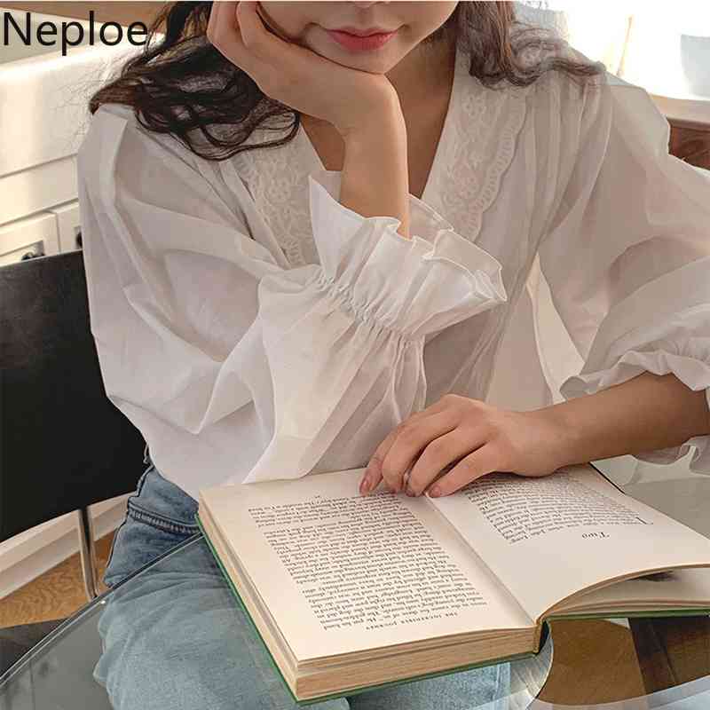 Neploe Women Blouses Spring Embroidery Lace Peter Pan Collar Patchwork Shirts Korean Elegant Blusas Temperament White Loose Tops 210422