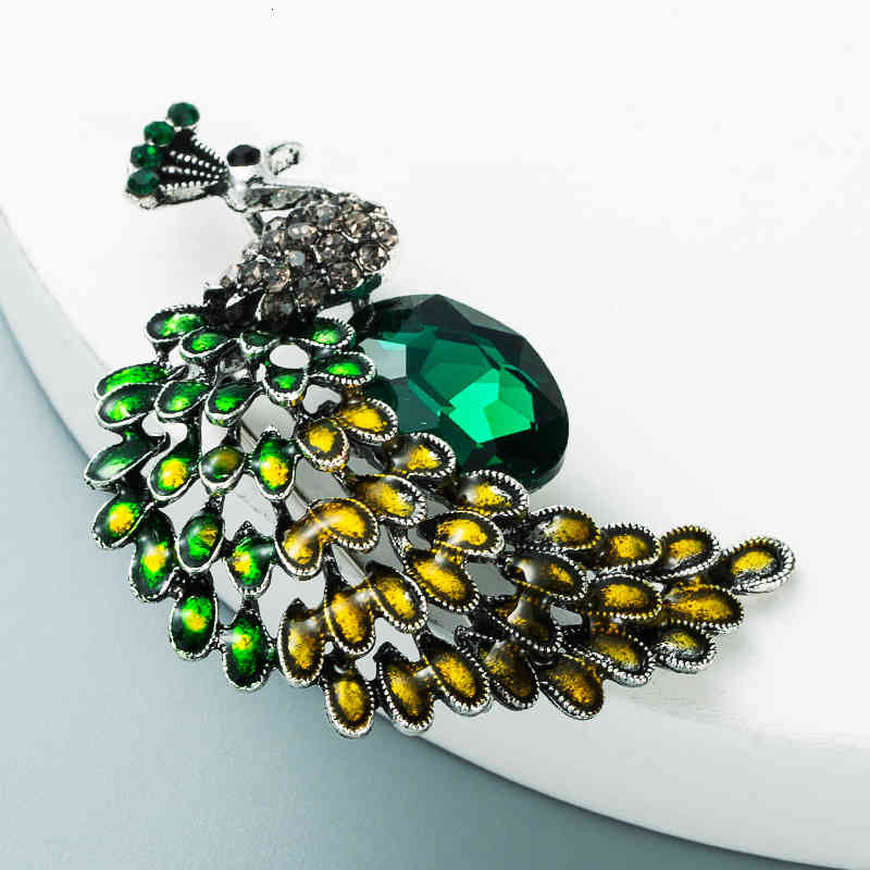 Brooch Wind Personality Colorful Peacock Female Trendsetter Alloy Diamond Girl Pin