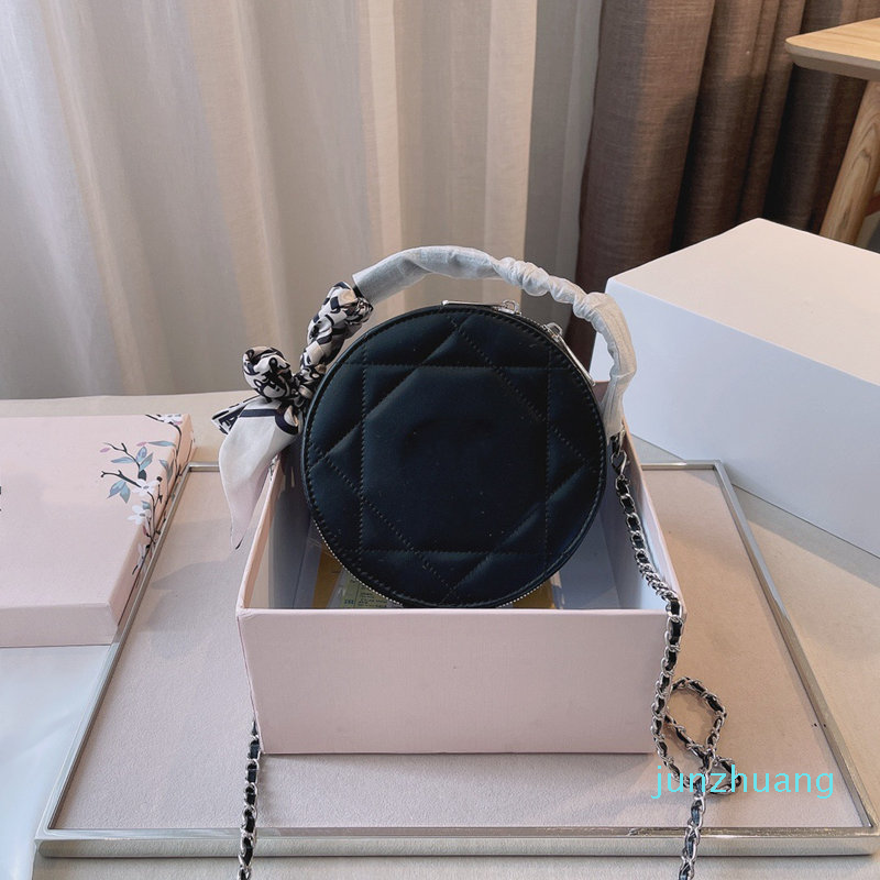 Designer- Women bags crossbody Bags with diamond lattice purse fashion handbags Circular bag classic bags tote size 16cm, Red
Designer- Women bags crossbody Bags with diamond lattice purse fashion handbags Circular bag classic bags tote size 16cm, Red