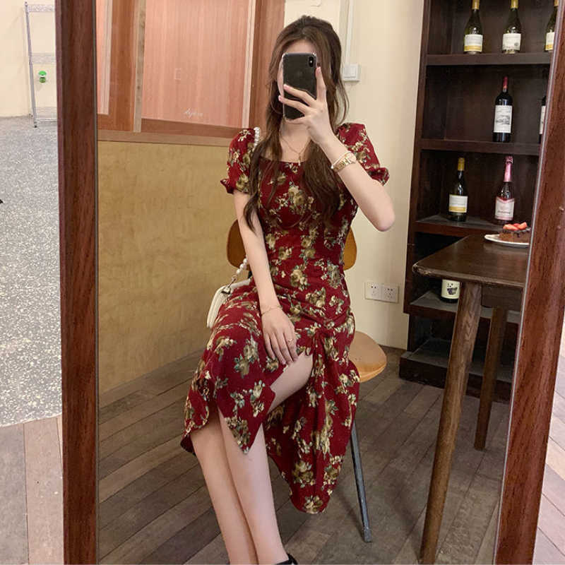 Elegant Floral Dress Women Short Sleeve Midi Vintage Dress Square Collar French Retro Sexy Party Dress Summer Korean Style 210630