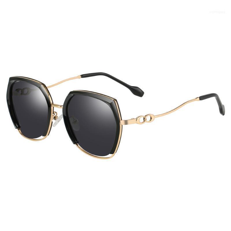 Sunglasses 2021 Korean Fashion Woman Polarized Metal Frame Hexagon Sunglases Square Black Pink Sun Glasses For Women Driving1
Sunglasses 2021 Korean Fashion Woman Polarized Metal Frame Hexagon Sunglases Square Black Pink Sun Glasses For Women Driving1