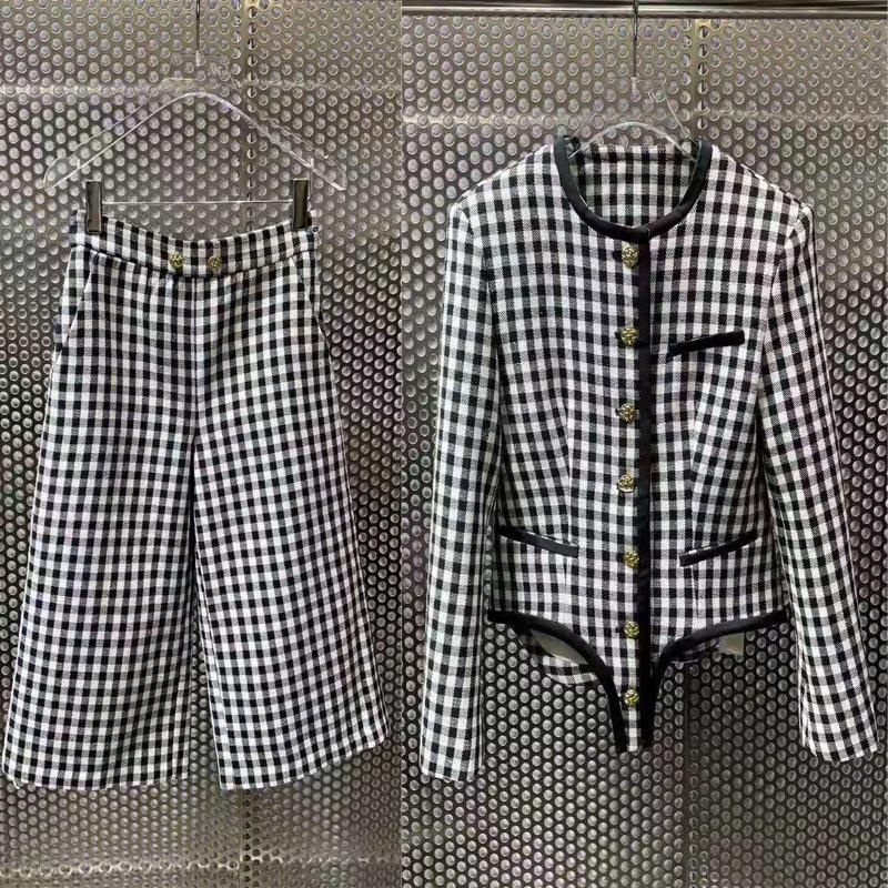 Women' Two Piece Pants 2021 Early Autumn Black And White Plaid Single-breasted Woolen Suit Vintage Fashion Casual Elegant Lady Office, Grid
Women' Two Piece Pants 2021 Early Autumn Black And White Plaid Single-breasted Woolen Suit Vintage Fashion Casual Elegant Lady Office, Grid