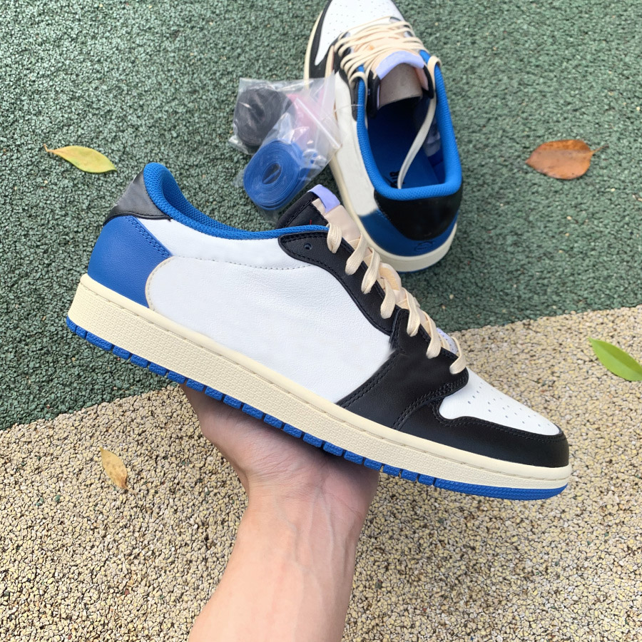 2021 Luxury Designer Basketball shoes for men off women White Running sneakers Fashion SB Platform Air flat dunk Loafers Outdoor Foam Runner dunks trainers, Green
2021 Luxury Designer Basketball shoes for men off women White Running sneakers Fashion SB Platform Air flat dunk Loafers Outdoor Foam Runner dunks trainers, Green