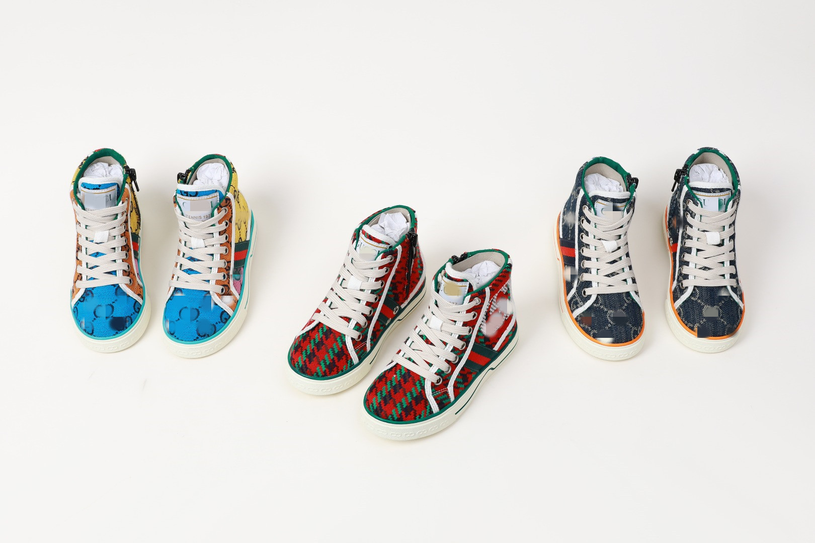 Fashion Kids designer sneaker boys girls letter running shoe children non-slip canvas casual shoes kid sports sneakers A7433, Red
Fashion Kids designer sneaker boys girls letter running shoe children non-slip canvas casual shoes kid sports sneakers A7433, Red