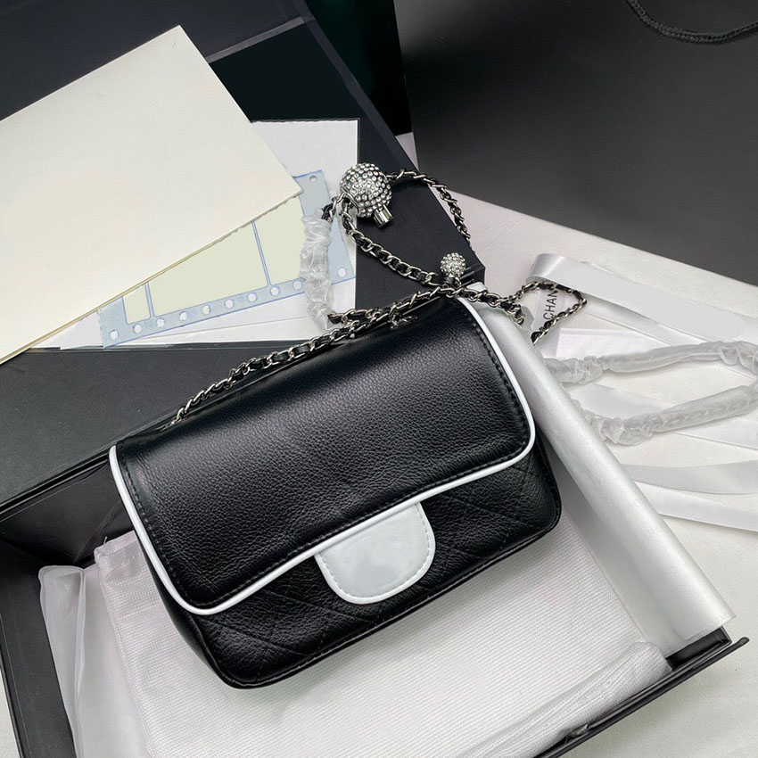 5A+ mini crossbody bag cowhide leather golden ball flap black with white color women bags brand luxury designer hanbags 2021 original box chain clutch wallet
5A+ mini crossbody bag cowhide leather golden ball flap black with white color women bags brand luxury designer hanbags 2021 original box chain clutch wallet