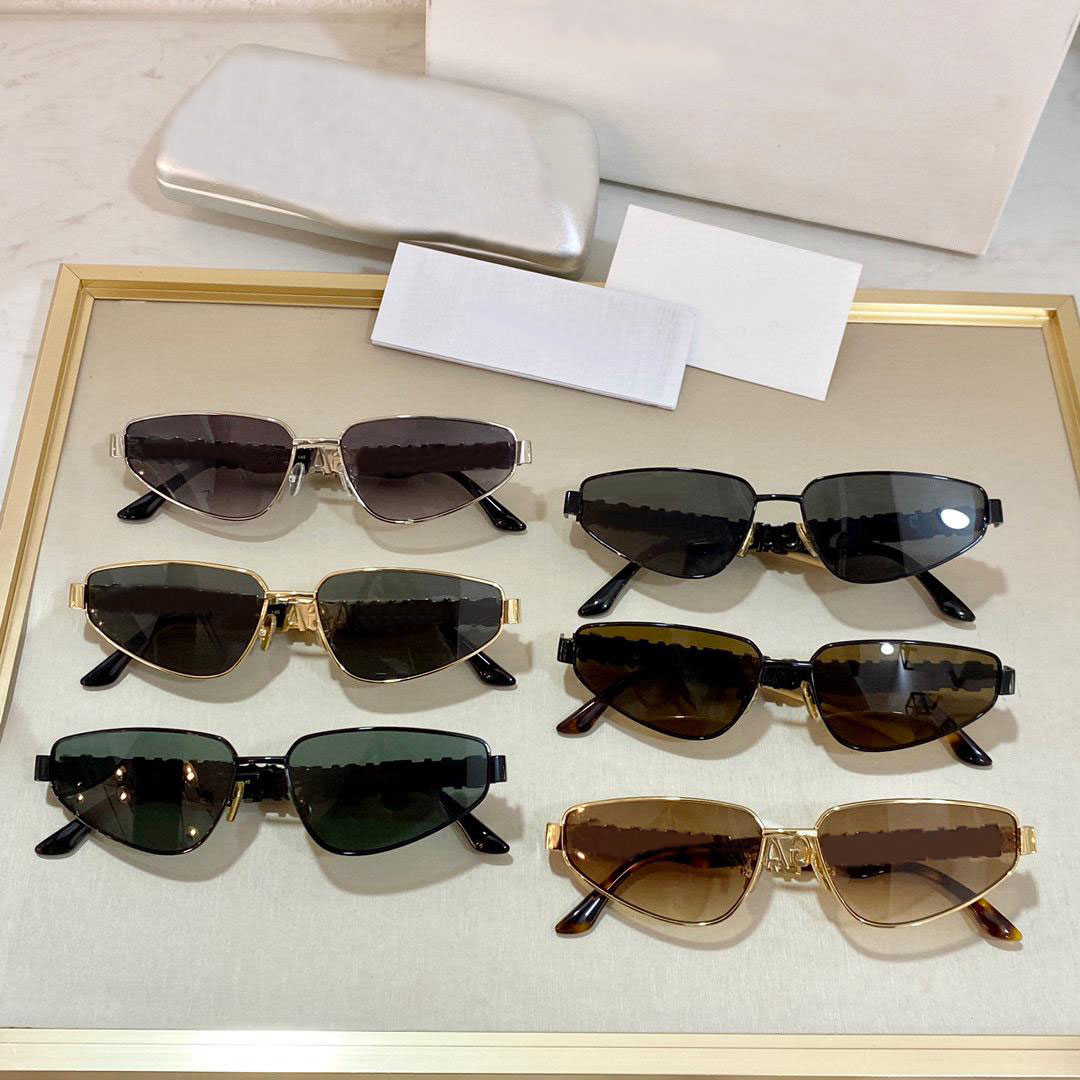 Men Sunglasses for women Latest selling fashion 0107S sun glasses mens sunglass Gafas de sol top quality glass UV400 lens with box
Men Sunglasses for women Latest selling fashion 0107S sun glasses mens sunglass Gafas de sol top quality glass UV400 lens with box