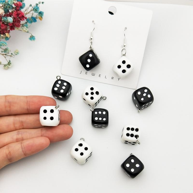 Charms 10pcs/pack 15mm Dice Resin 3D Pendants DIY Craft Fit For Bracelet Earring Key Chains Jewelry Finding Handmade, Bronze;silver
Charms 10pcs/pack 15mm Dice Resin 3D Pendants DIY Craft Fit For Bracelet Earring Key Chains Jewelry Finding Handmade, Bronze;silver