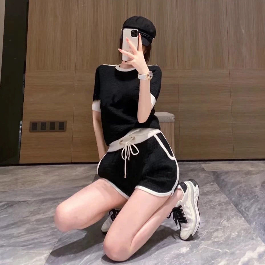 Women's Two Piece Pants Kintted Sports Hoodie Set Short knit Vest Girl Elastic Waist Tracksuits Sweat Suit, Black
Women's Two Piece Pants Kintted Sports Hoodie Set Short knit Vest Girl Elastic Waist Tracksuits Sweat Suit, Black