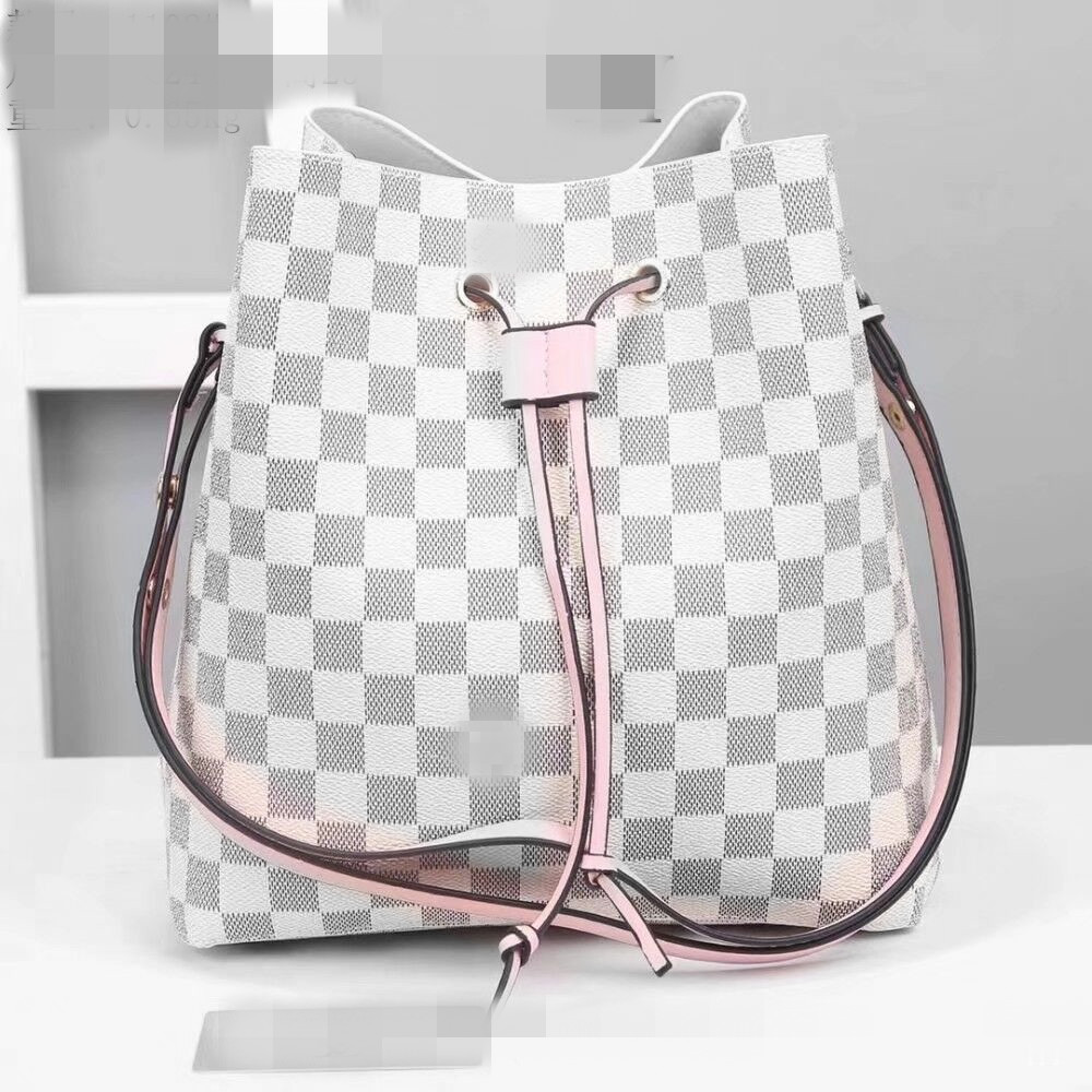 1v L0UIS VITTON luxury brand Bag Women wallet Luxurys Designers Bags Crossbody Handbag handbags purse messenger tote fashion neonoe LOUIINGS VUTTON YSLs, 13
1v L0UIS VITTON luxury brand Bag Women wallet Luxurys Designers Bags Crossbody Handbag handbags purse messenger tote fashion neonoe LOUIINGS VUTTON YSLs, 13
