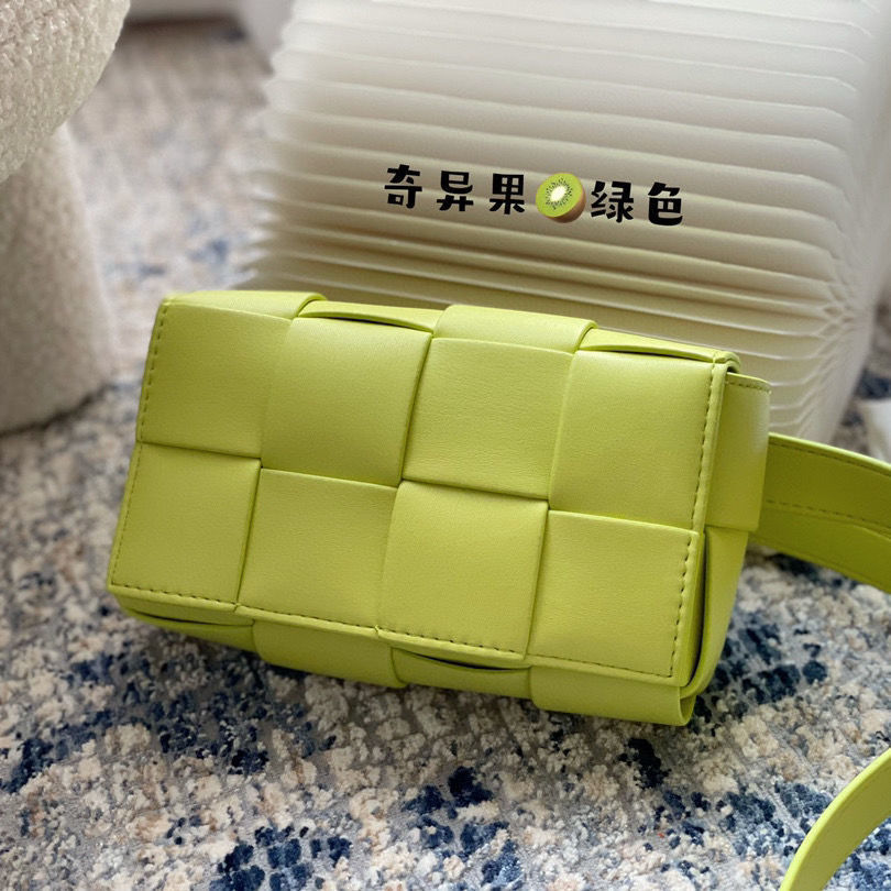 Designer handbags Bottega woven bags cassettes small square bag Veneta pillow Waist Bag Mini cowhide One Shoulder Messenger Bag
Designer handbags Bottega woven bags cassettes small square bag Veneta pillow Waist Bag Mini cowhide One Shoulder Messenger Bag