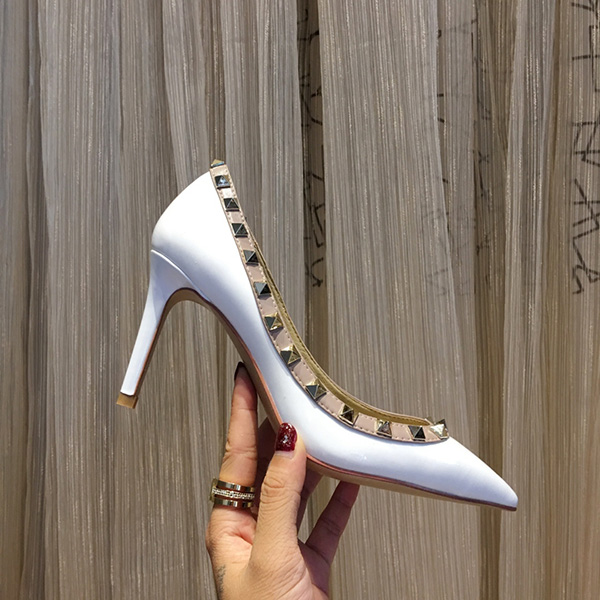 2021 Fashion female designer dress shoes spring and fall pointed high heels leather beautiful women shoe lace-up with box top quality
2021 Fashion female designer dress shoes spring and fall pointed high heels leather beautiful women shoe lace-up with box top quality