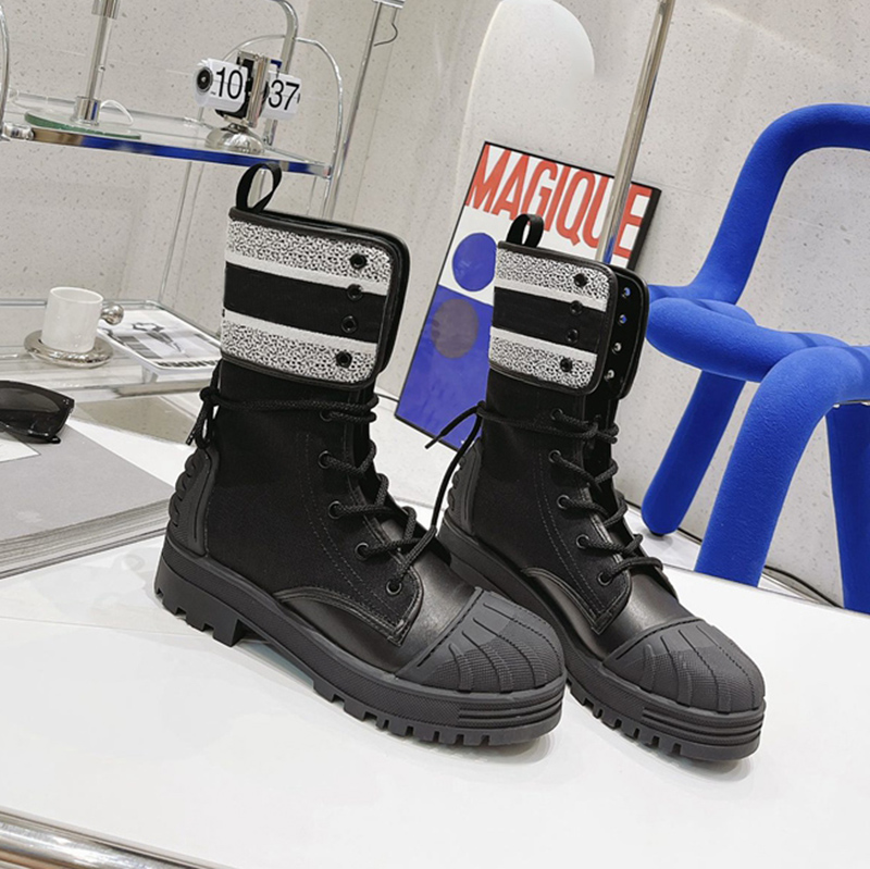 With Box Women Major Ankle Boot Taupe Black and White Technical Fabric Leather Martin Booties Womens Fashion Platform Boots Lady Snow Winter Design
With Box Women Major Ankle Boot Taupe Black and White Technical Fabric Leather Martin Booties Womens Fashion Platform Boots Lady Snow Winter Design