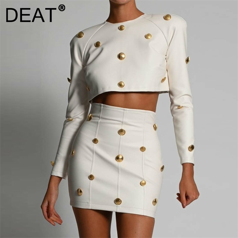 DEAT AutumnLeather Long Sleeve Crop Top Skirt With Gold Button Elegant Outfits Fall Women Two Piece Set ML581 211106