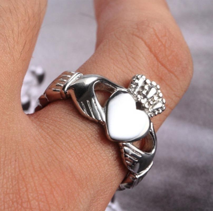 Wedding Rings Classic Northern Ireland Style Claddagh Heart Love Ring Glamour Ladies Party Jewelry