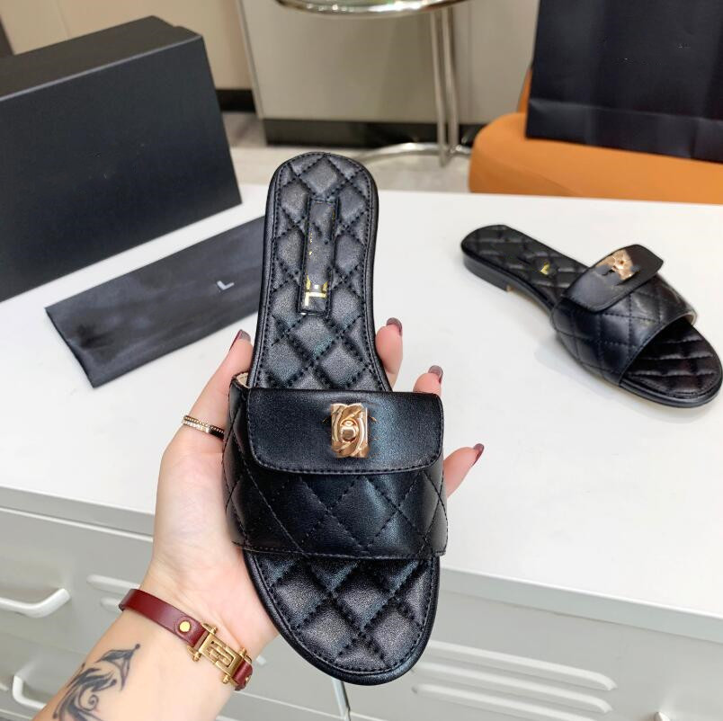 Classics Fashion Women slipper Sandals Slides Summer Sexy real leather platform Flats Shoes Ladies Beach Slippers, 03
Classics Fashion Women slipper Sandals Slides Summer Sexy real leather platform Flats Shoes Ladies Beach Slippers, 03