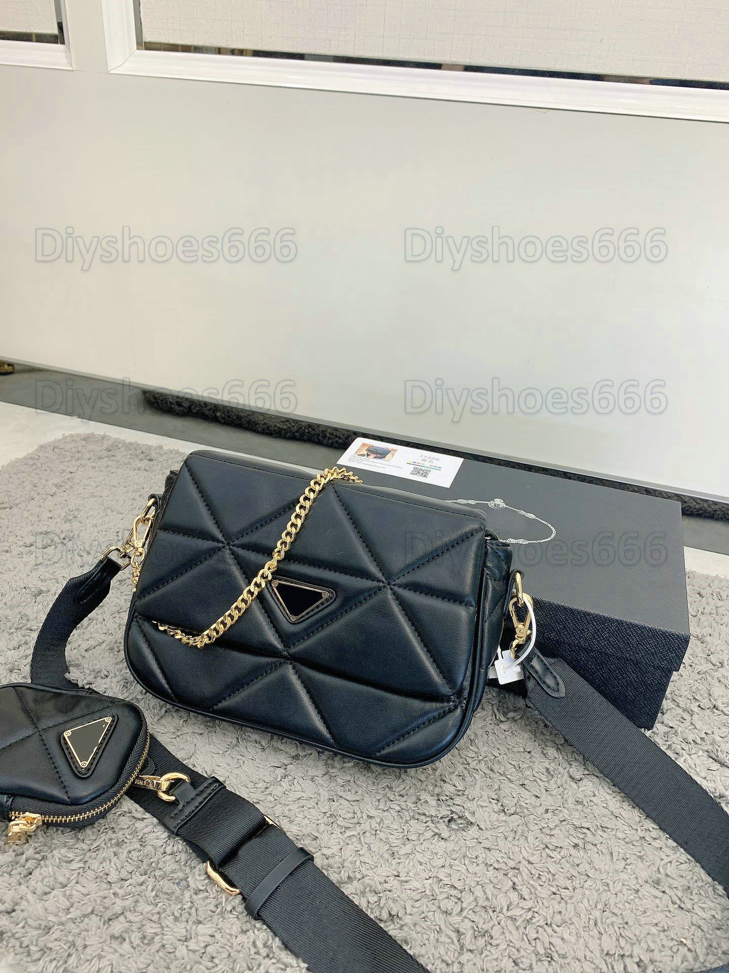 System Nappa Leather Patchwork Hobo Bag Cross Body Shoulder Bags Womens Luxury Designer Nylon Handbag Re-Nylon Zipper Pouch Re-Edition 2005
System Nappa Leather Patchwork Hobo Bag Cross Body Shoulder Bags Womens Luxury Designer Nylon Handbag Re-Nylon Zipper Pouch Re-Edition 2005