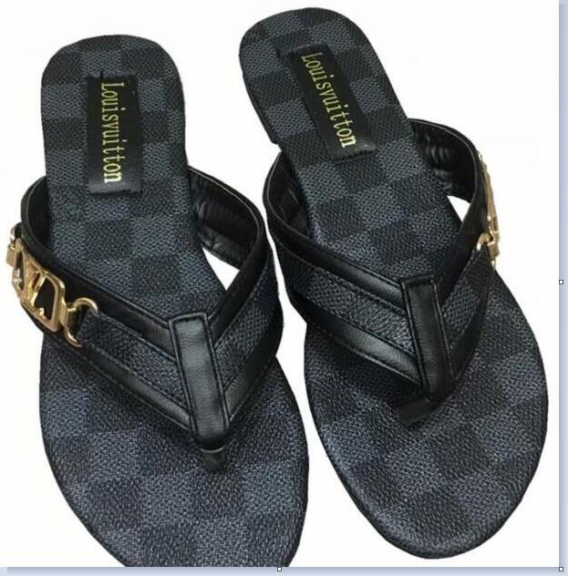 V678 Women Slide Sandals Designer Shoes Luxury Slide Summer Fashion Wide Flat Slippery With Thick Sandals Slipper Flip Flops size -42, 17
V678 Women Slide Sandals Designer Shoes Luxury Slide Summer Fashion Wide Flat Slippery With Thick Sandals Slipper Flip Flops size -42, 17