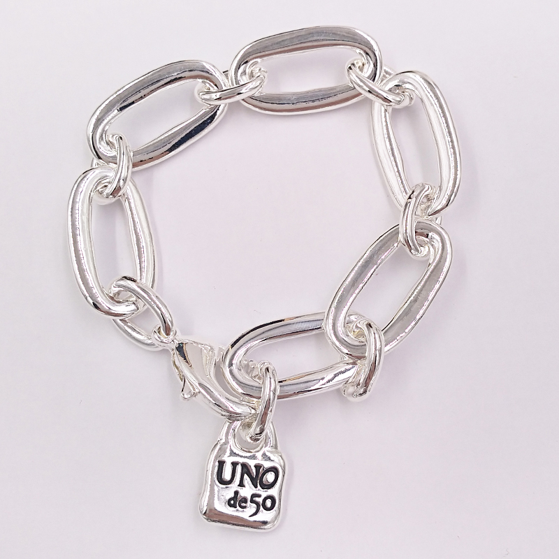 DIY charms evil eye jewelry making UNO de 50 AWESOME 925 Sterling silver bracelet for women metal bangles chain beaded sets birthday gifts o
DIY charms evil eye jewelry making UNO de 50 AWESOME 925 Sterling silver bracelet for women metal bangles chain beaded sets birthday gifts o
