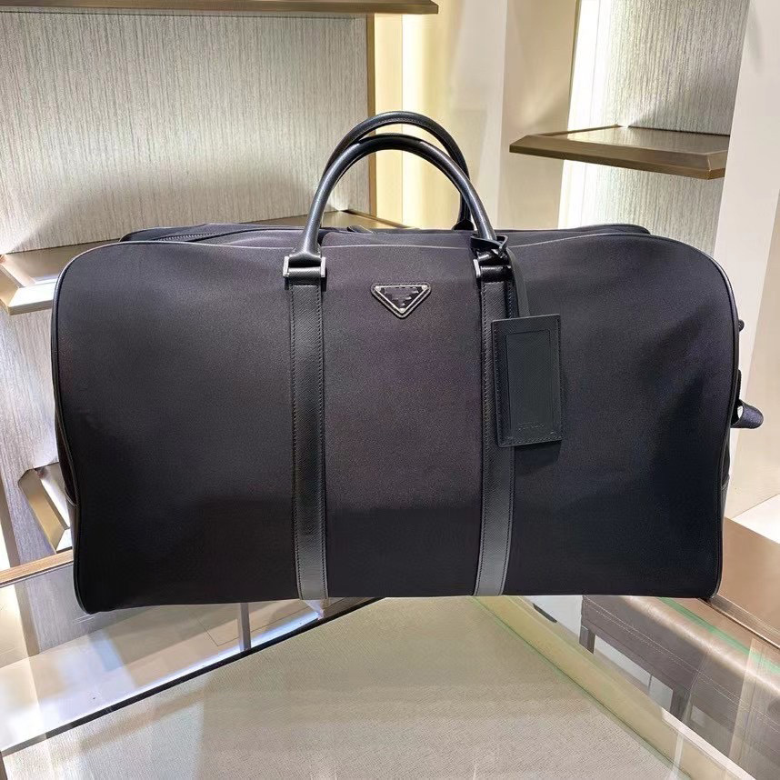 Luxurys Designers Bags Men Shoulder Handbag Large Capacity Parachute Fashion Messenger Bag Ladies Luxury Cross Bodybag Elegant High Quality