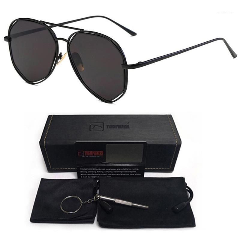 Sunglasses Retro Irregular Women Metal Sun Glasses Oversized Polygon Female Eyewear Ladies Driver Goggles Brand Designer
Sunglasses Retro Irregular Women Metal Sun Glasses Oversized Polygon Female Eyewear Ladies Driver Goggles Brand Designer