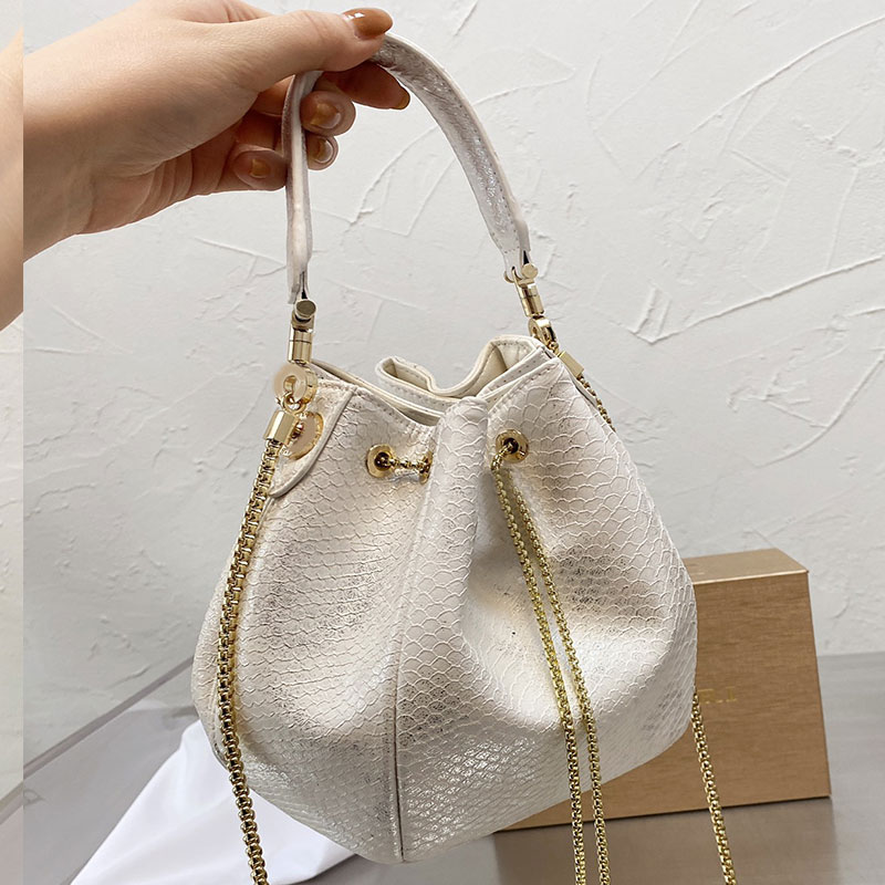 Women Bucket Bag Shoulder Crossbody Bags Drawstring Water Snake Skin Pattern Gold Chain Genuine Leather High-Capacity
Women Bucket Bag Shoulder Crossbody Bags Drawstring Water Snake Skin Pattern Gold Chain Genuine Leather High-Capacity