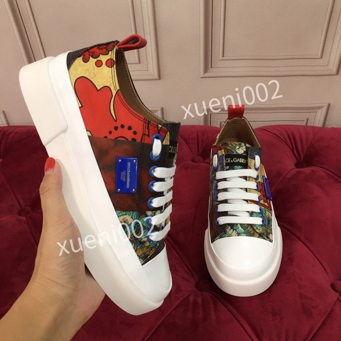 DG 2021 Top Quality boots Mens Womens Casual Shoes Bee Snake Tiger Leather Embroidery Classic Trainers Python Embroidered Lover Sneakers 35-41, 02
DG 2021 Top Quality boots Mens Womens Casual Shoes Bee Snake Tiger Leather Embroidery Classic Trainers Python Embroidered Lover Sneakers 35-41, 02