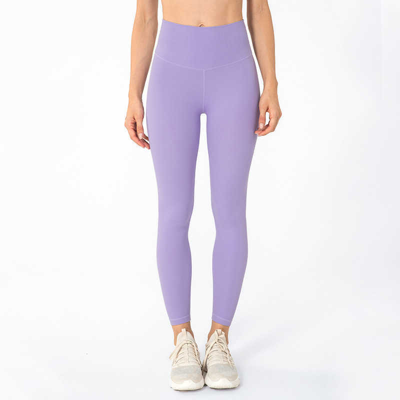 Women's Leggings Tight Double-sided Matte Nude Yoga Pants High Waist Running Fitness Sports Capris Gym Clothes Full Length Trouses, White;red
Women's Leggings Tight Double-sided Matte Nude Yoga Pants High Waist Running Fitness Sports Capris Gym Clothes Full Length Trouses, White;red