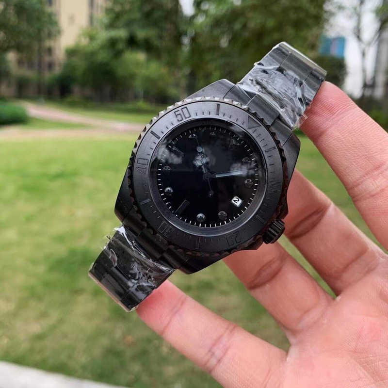 Watch Mens Designer mechanical Men automatic black shell luminous men's steel belt three needle calendar quality fashion charm men's Watches
Watch Mens Designer mechanical Men automatic black shell luminous men's steel belt three needle calendar quality fashion charm men's Watches