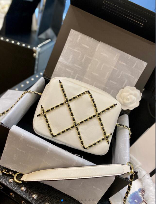 Wholesale Purses Ladies Luxury Handbags Women Designer Clutch Bag Purse Evening Hand Valentine Bags Clutches Handbag
Wholesale Purses Ladies Luxury Handbags Women Designer Clutch Bag Purse Evening Hand Valentine Bags Clutches Handbag