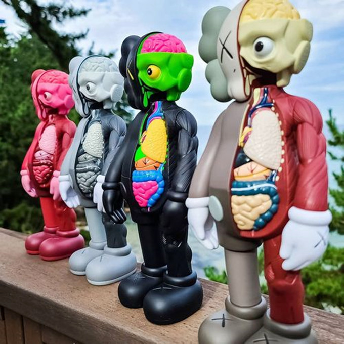 Best-selling 15inches 37CM 1KG Originalfake KAWS Companion Original Box Action Figure model decorations toys gift
Best-selling 15inches 37CM 1KG Originalfake KAWS Companion Original Box Action Figure model decorations toys gift