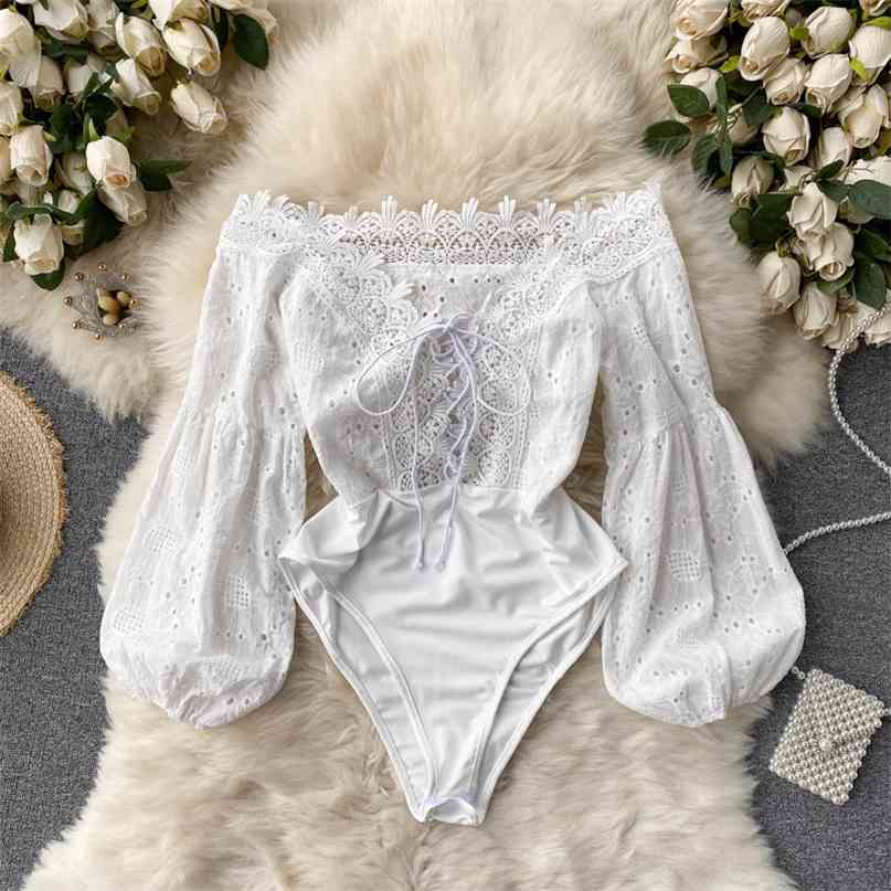 

Women's Bodysuits Spring Summer Ins Hollow Lace Spliced Lace-up V-neck Off Shoulder Lantern Sleeve Sexy Club Body Suits 210603, White