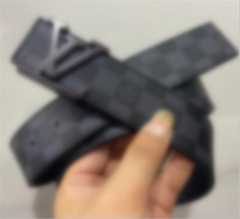2021 Fashion Big buckle genuine leather belt with box designer men women high quality mens belts AAA2081, No box
2021 Fashion Big buckle genuine leather belt with box designer men women high quality mens belts AAA2081, No box
