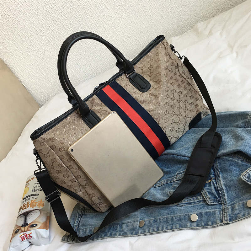 Fashion Mens Duffel Bags Women travel Luggage duffle bag Grey flower Handbag SIZE 45CM sport Totes Click to see original pic, Good bags as pic
Fashion Mens Duffel Bags Women travel Luggage duffle bag Grey flower Handbag SIZE 45CM sport Totes Click to see original pic, Good bags as pic