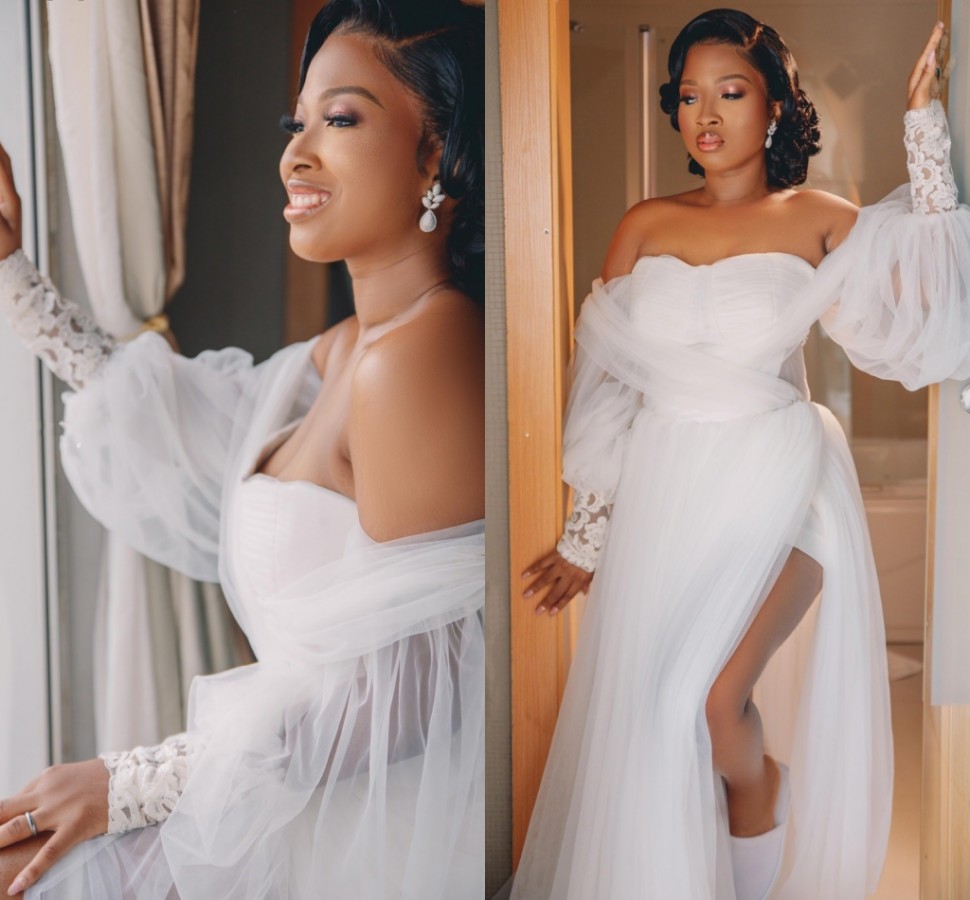 Sexy Bride Gowns 2024 White Lace Appliques Split Wedding Dresses Off Shoulder Puff Long Sleeves V Neck robe de mariee