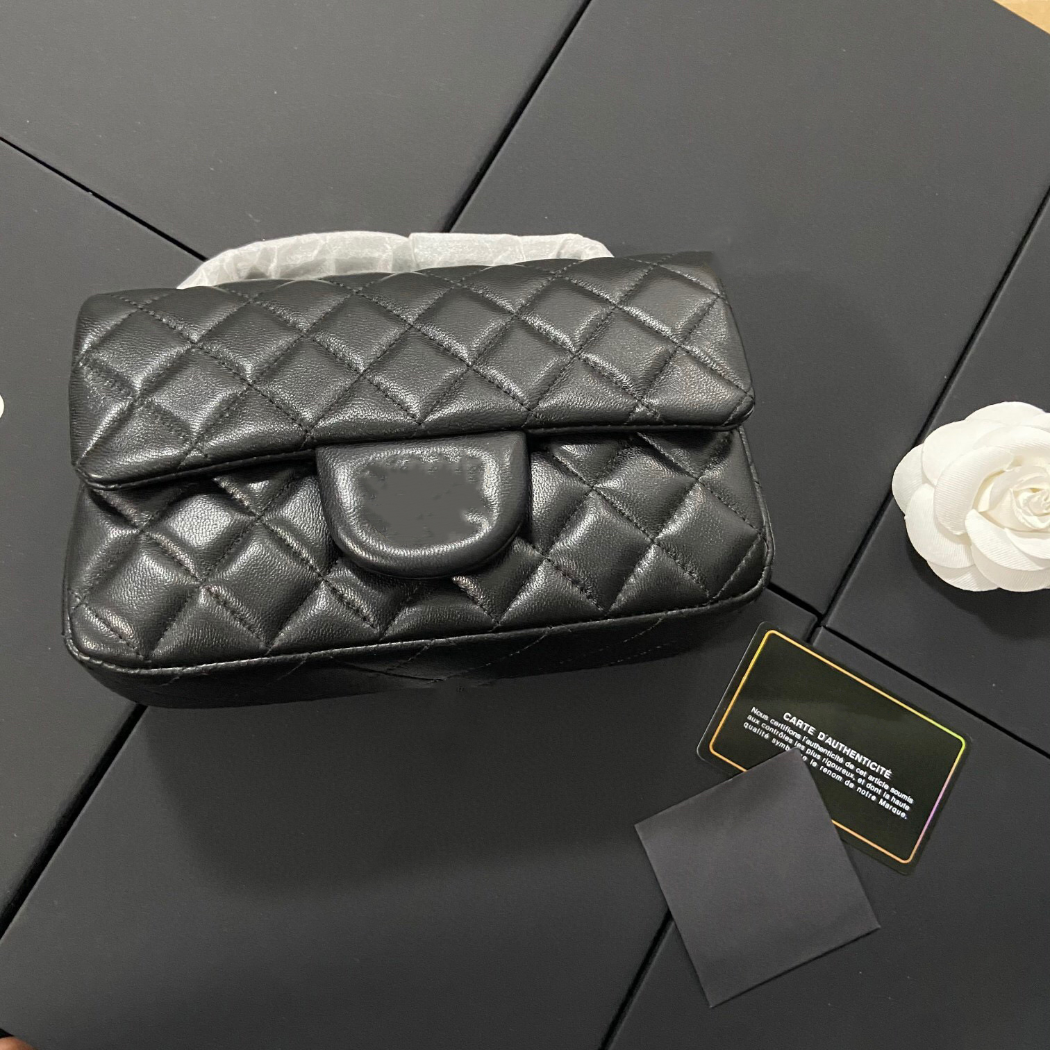 Handbags 2021 Luxury Fashion Brand Designer Classic Large-Capacity Flip Wallet Handbag Lady 3A + High quality Leather Shoulder Messenger Bag
Handbags 2021 Luxury Fashion Brand Designer Classic Large-Capacity Flip Wallet Handbag Lady 3A + High quality Leather Shoulder Messenger Bag