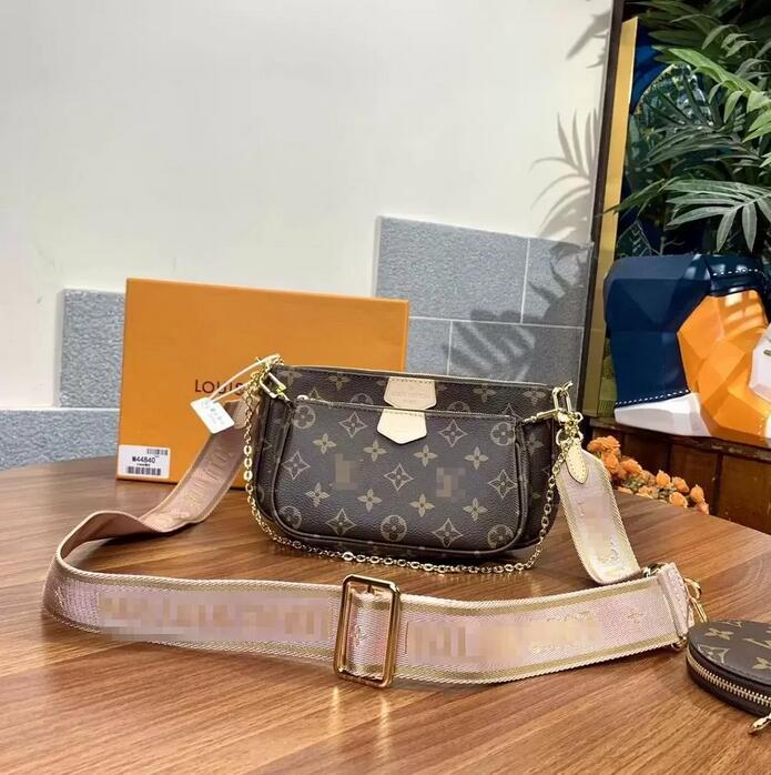 3 Piece Set Luxurys Designers Bags Women Crossbody Bag Genuine Leather Luxury Handbags Purses Designer Lady Tote, Make up the freight
3 Piece Set Luxurys Designers Bags Women Crossbody Bag Genuine Leather Luxury Handbags Purses Designer Lady Tote, Make up the freight