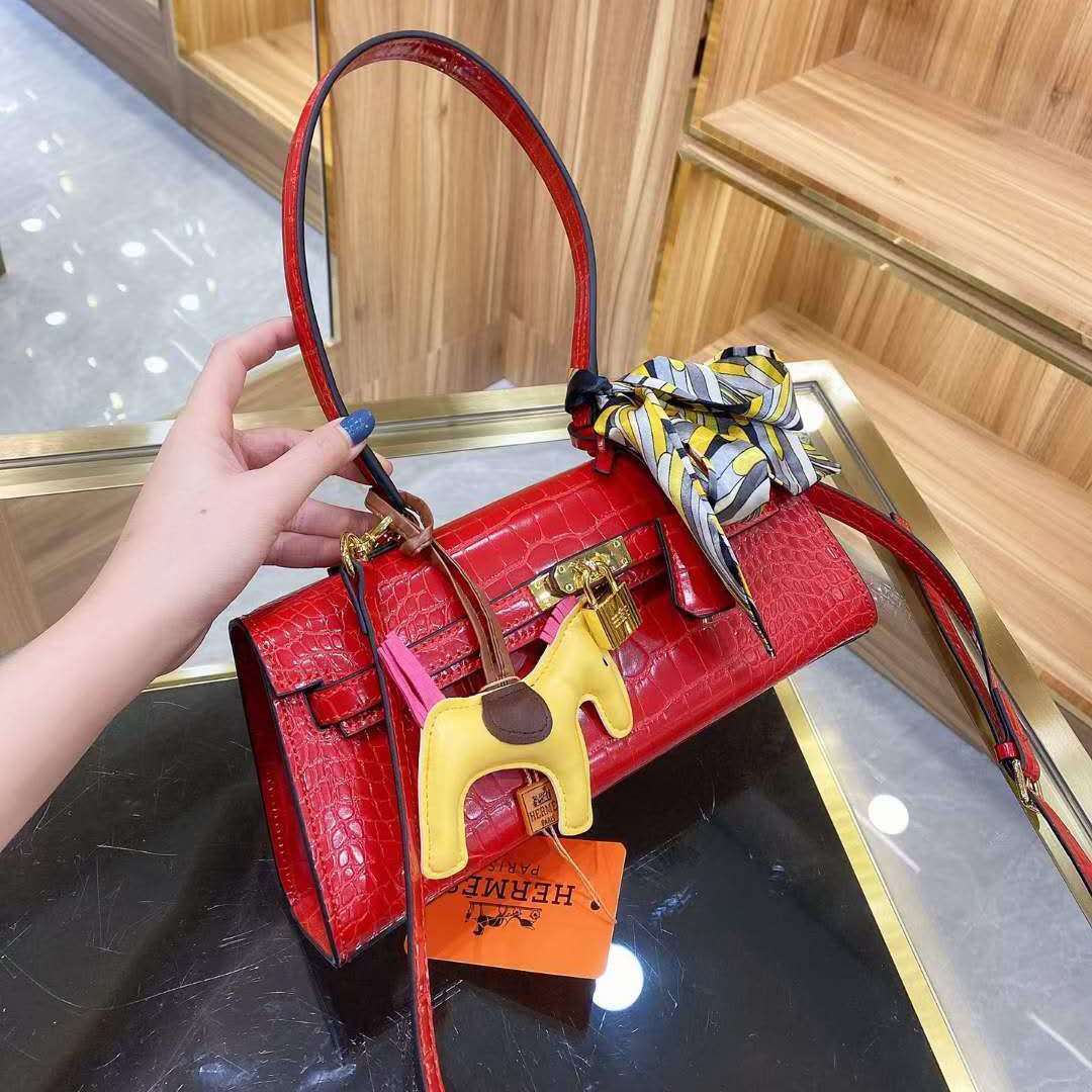 Qianyida Fashion Portable Large Capacity Versatile Women's Bag Luxurys Have Logo Birkin
Qianyida Fashion Portable Large Capacity Versatile Women's Bag Luxurys Have Logo Birkin