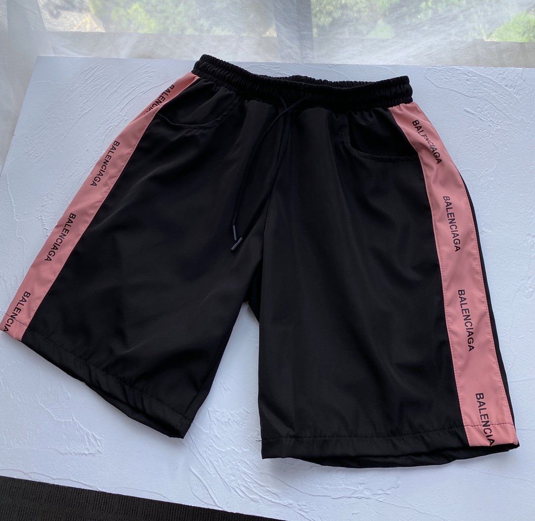 Classic designer Men's Shorts BÃLÃNCIÃGÃ pants fashion beach luxury men short pant loose casual style, White;black
Classic designer Men's Shorts BÃLÃNCIÃGÃ pants fashion beach luxury men short pant loose casual style, White;black