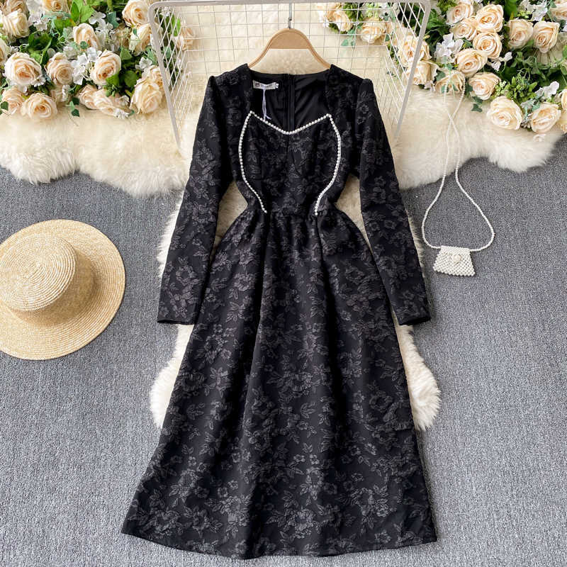 Women White Dress French Style Long Sleeve Square Collar Beading Front Slim Waist A-line Midi Floral Party Robe 210603