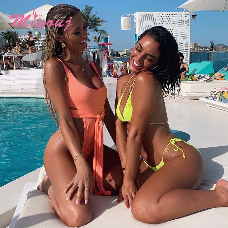 Micro Swimming Suit For Women Solid Color Women'S Swimwear 2021 Push Up Bodysuit High Wasit One-Piece Suits Beach Swimsuit
Micro Swimming Suit For Women Solid Color Women'S Swimwear 2021 Push Up Bodysuit High Wasit One-Piece Suits Beach Swimsuit