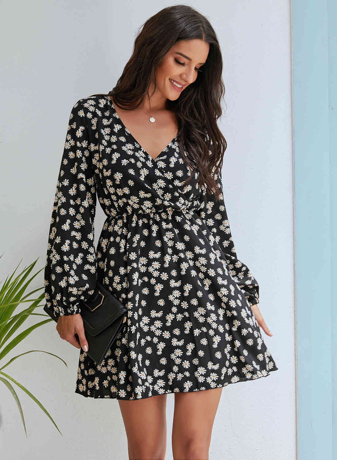 Floral Print Long Sleeve V-neck Women Dress Autumn Fashion Waist Fold Mini Sweet Cute Lantern Black Red Sundress 210522